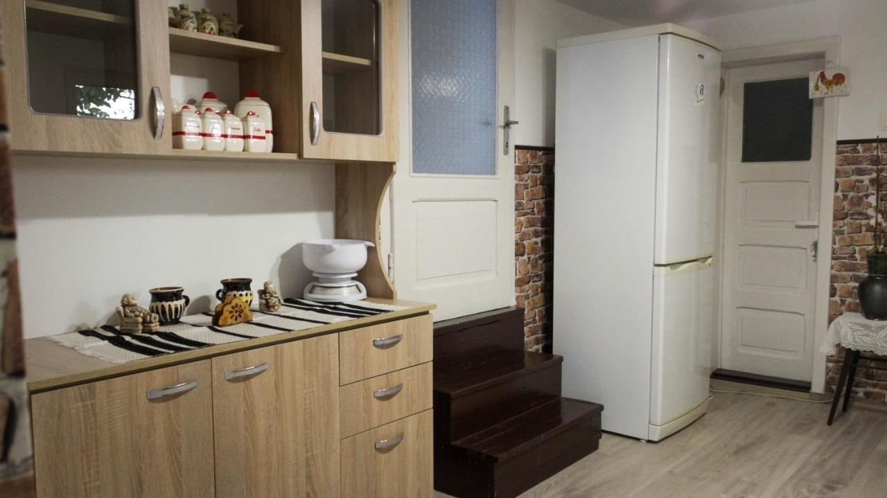 Casa Rurala Cu Livada Lavandra Câmpina Exterior foto